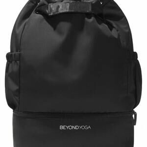 Brand new BEYOND YOGA Convertible Gym Bag Backpack Black Back Pack  Tote  Carry